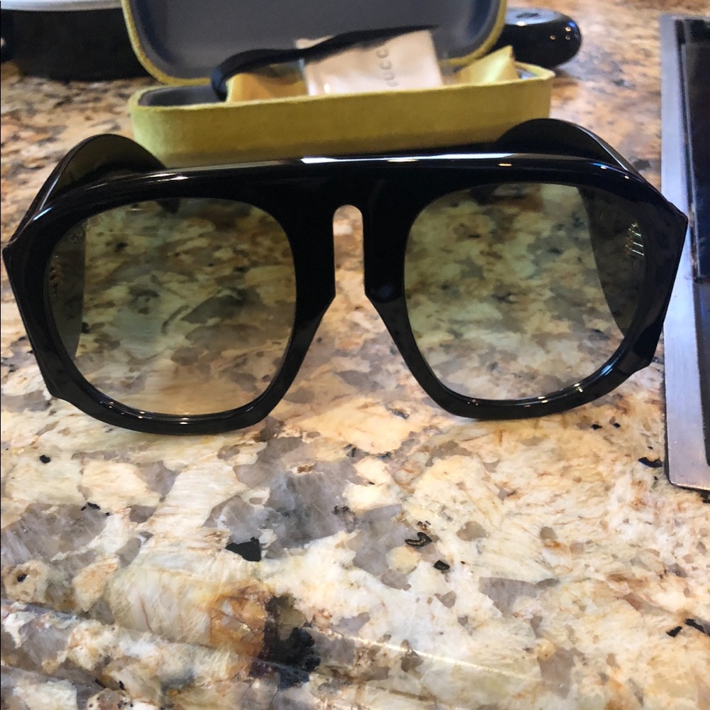 Brand new Gucci sunglasses